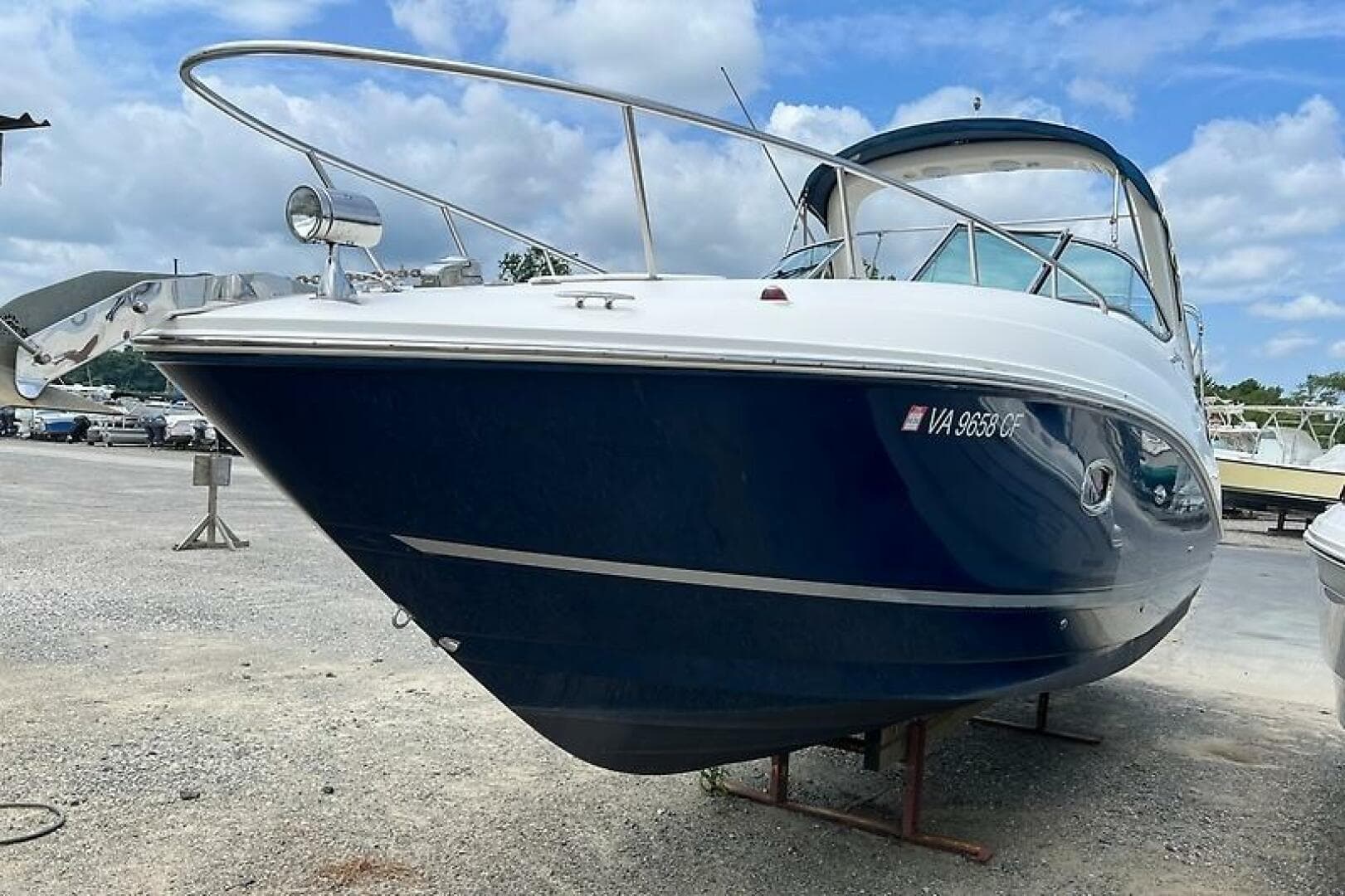 2011 Sea Ray 280 Sundancer — photo 3