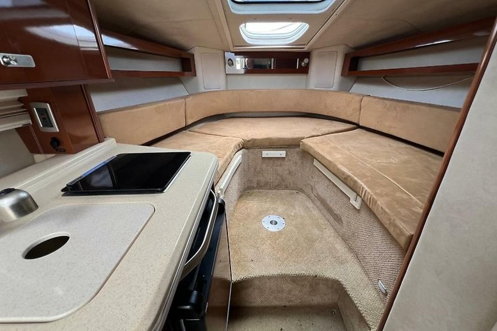2011 Sea Ray 280 Sundancer — photo 13