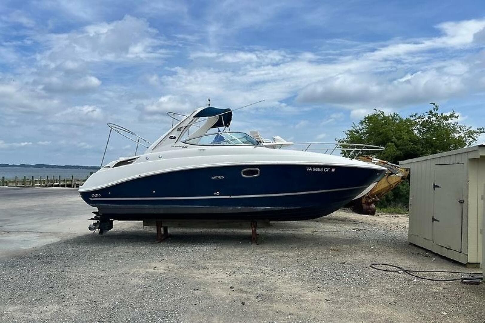 2011 Sea Ray 280 Sundancer — photo 2