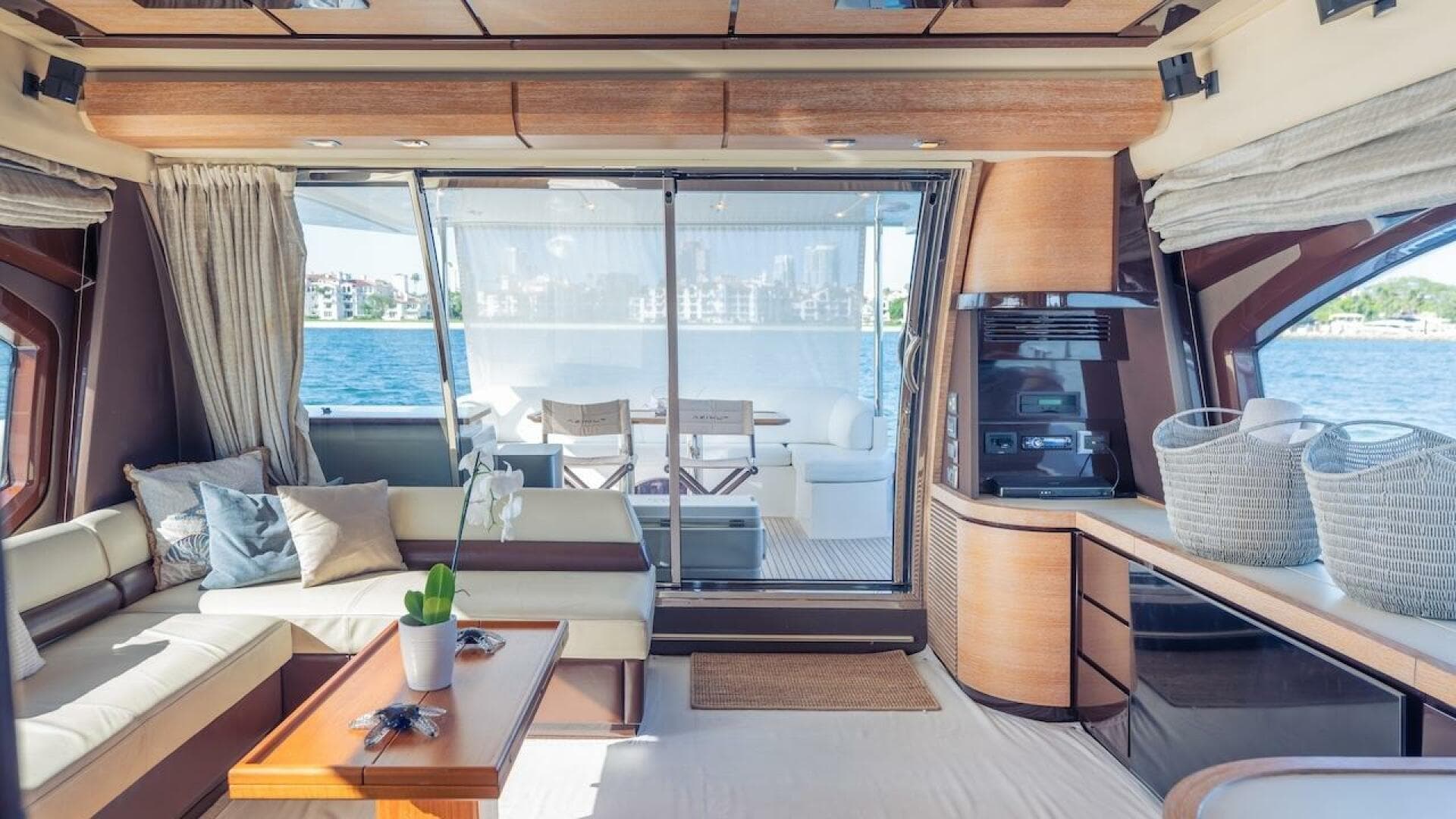 2012 Azimut Evolution — photo 56