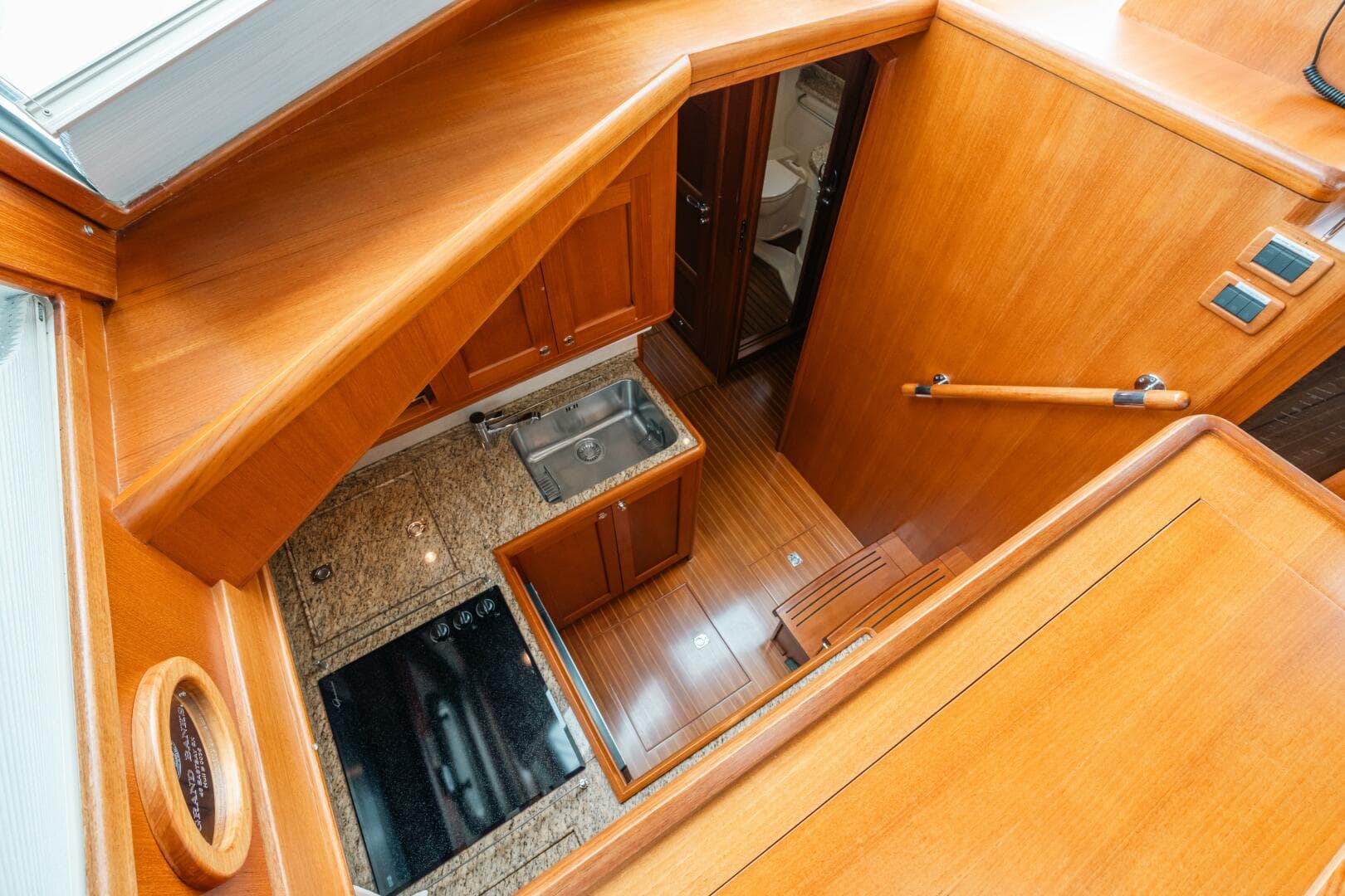 2011 Grand Banks Eastbay 46 SX — photo 18