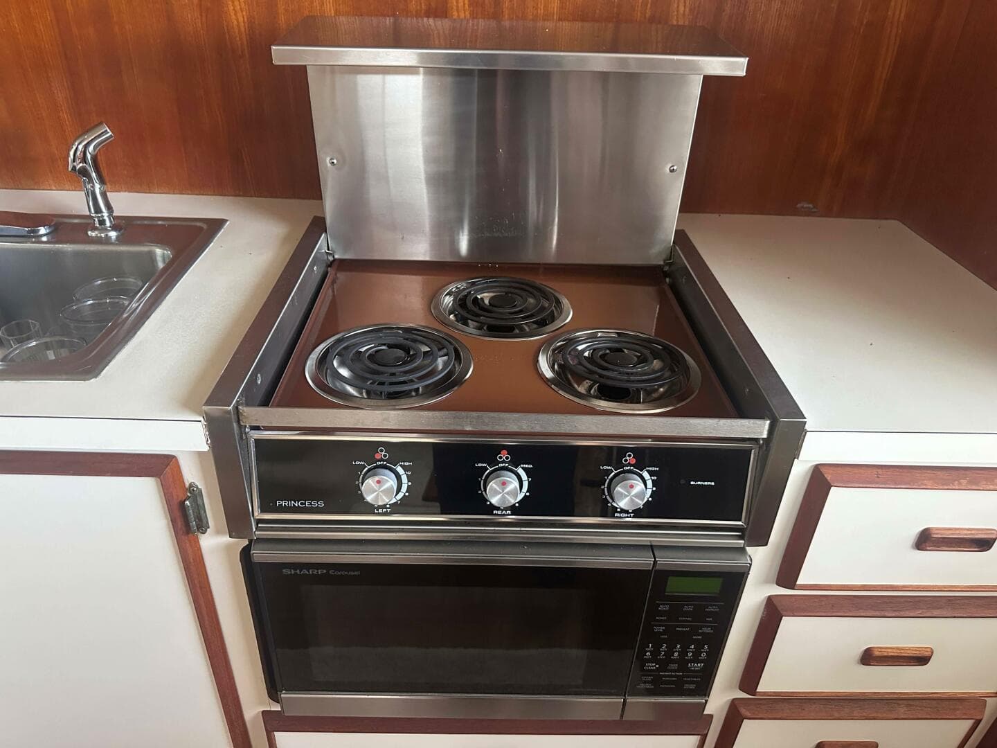 1987 Bertram — photo 24