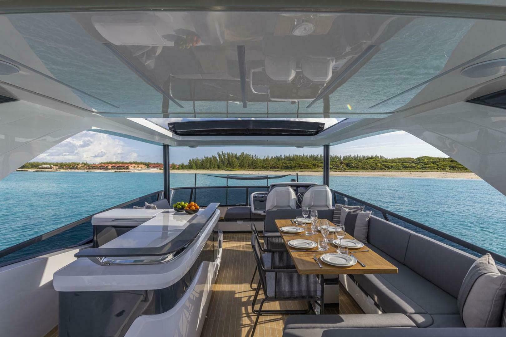 2023 Pearl 72 — photo 33