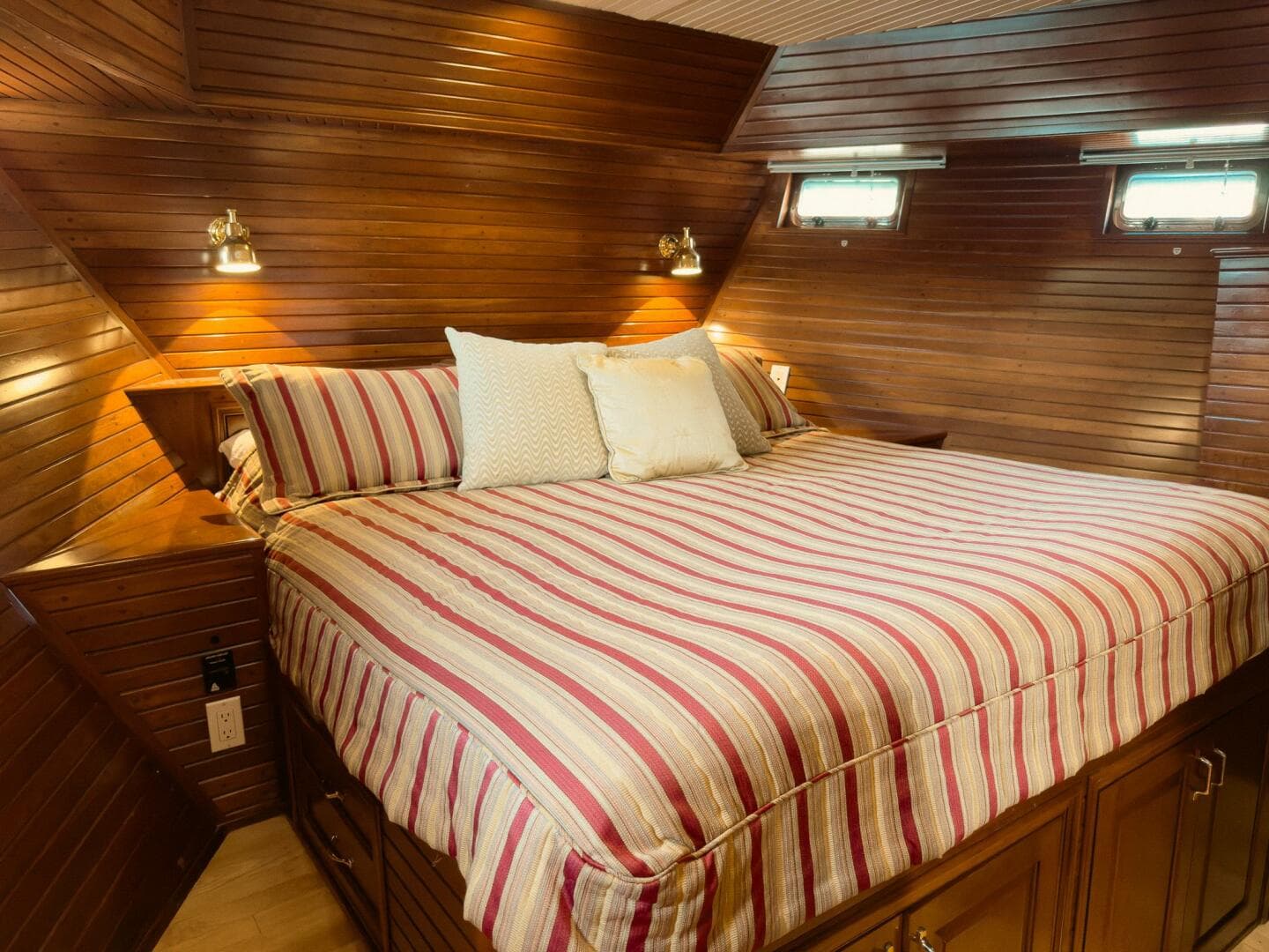 2002 Trawler Custom Aluminum — photo 45