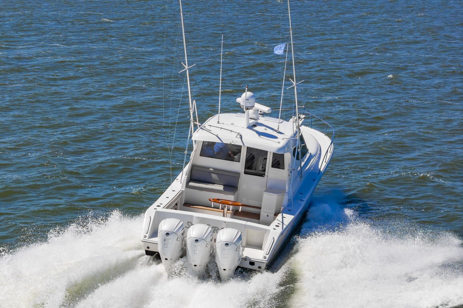 2014 Jupiter 41 Sport Bridge — photo 6