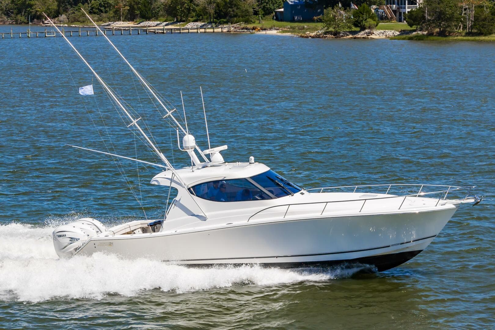 2014 Jupiter 41 Sport Bridge — photo 4