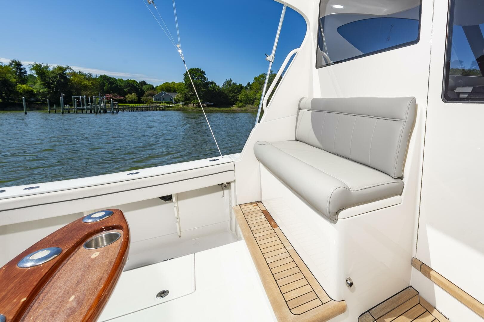 2014 Jupiter 41 Sport Bridge — photo 14