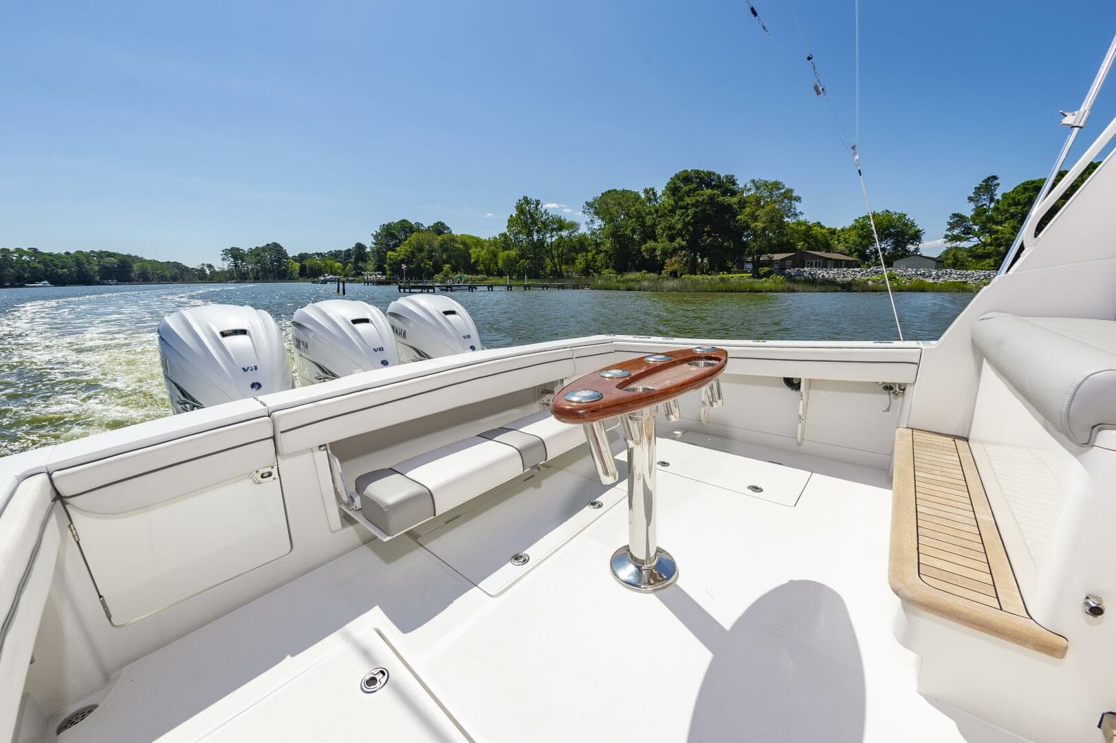 2014 Jupiter 41 Sport Bridge — photo 10