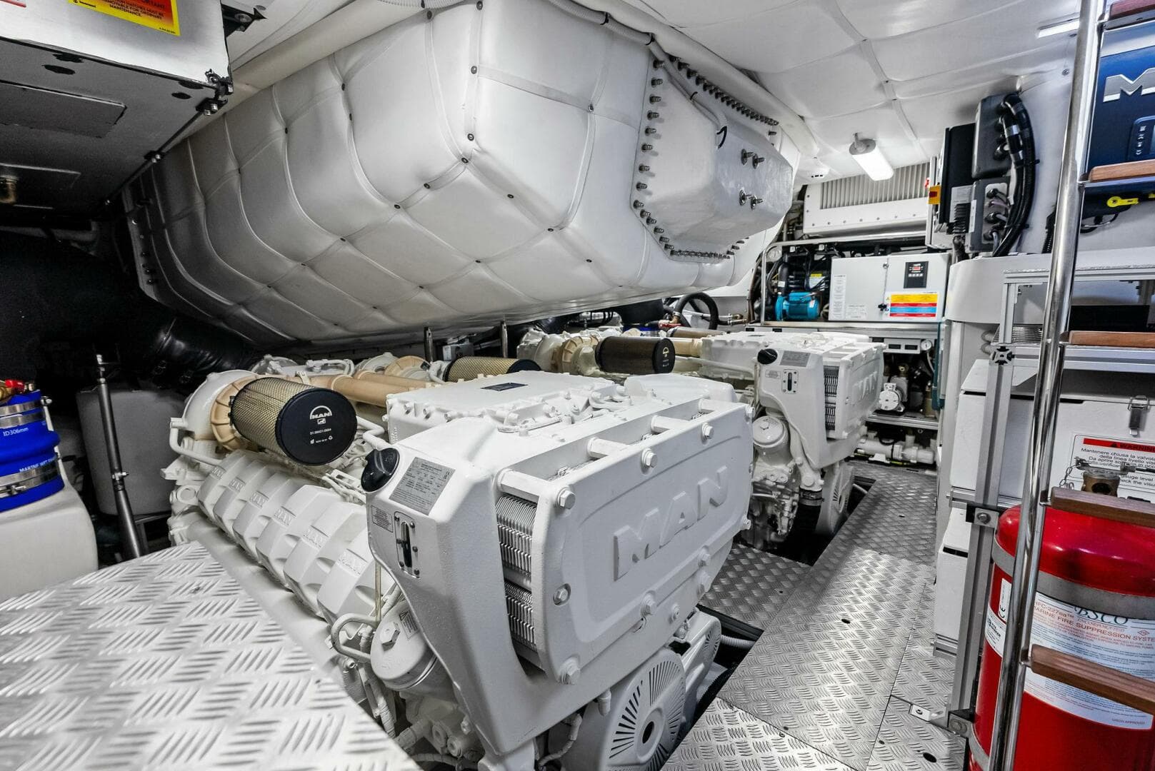 2024 Pershing 6X — photo 49