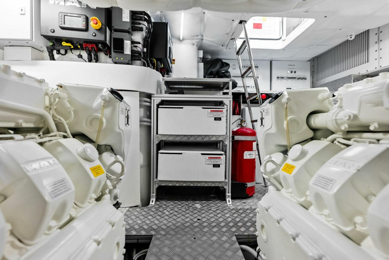 2024 Pershing 6X — photo 55