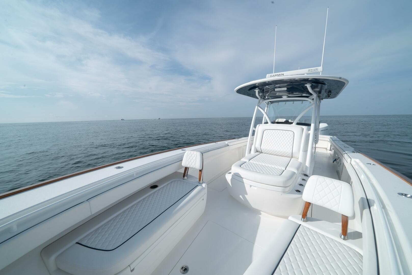 2022 Valhalla Boatworks V-37 — photo 10