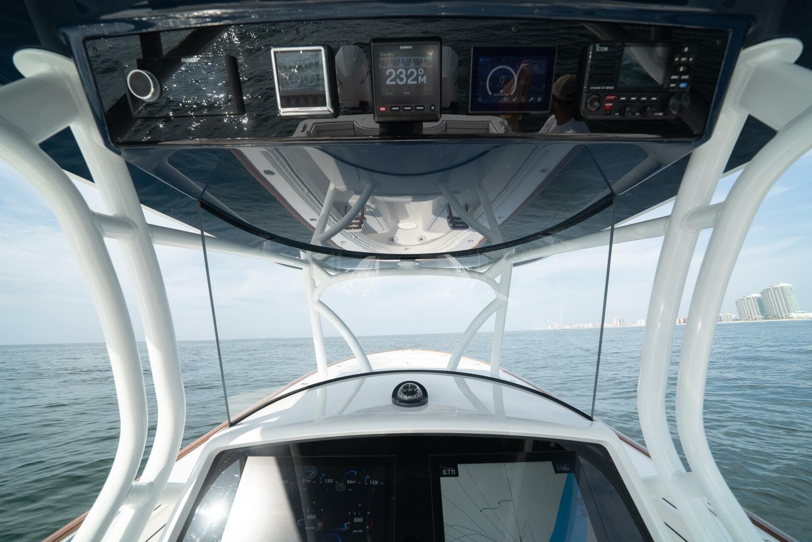 2022 Valhalla Boatworks V-37 — photo 21