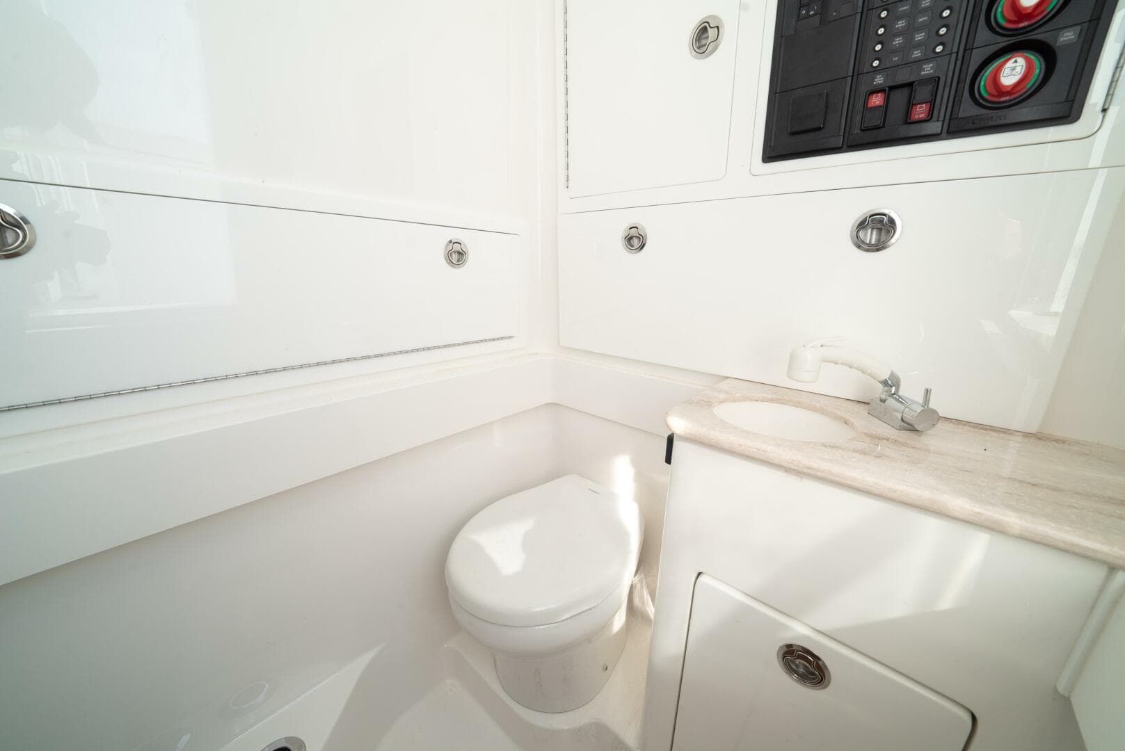 2022 Valhalla Boatworks V-37 — photo 19