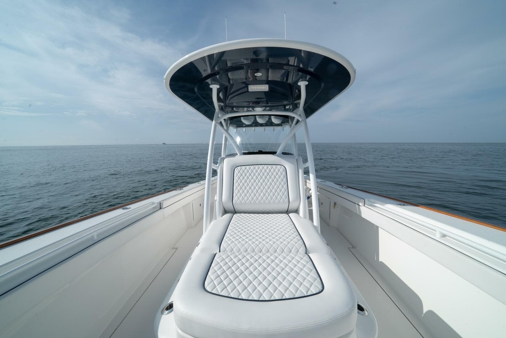 2022 Valhalla Boatworks V-37 — photo 11