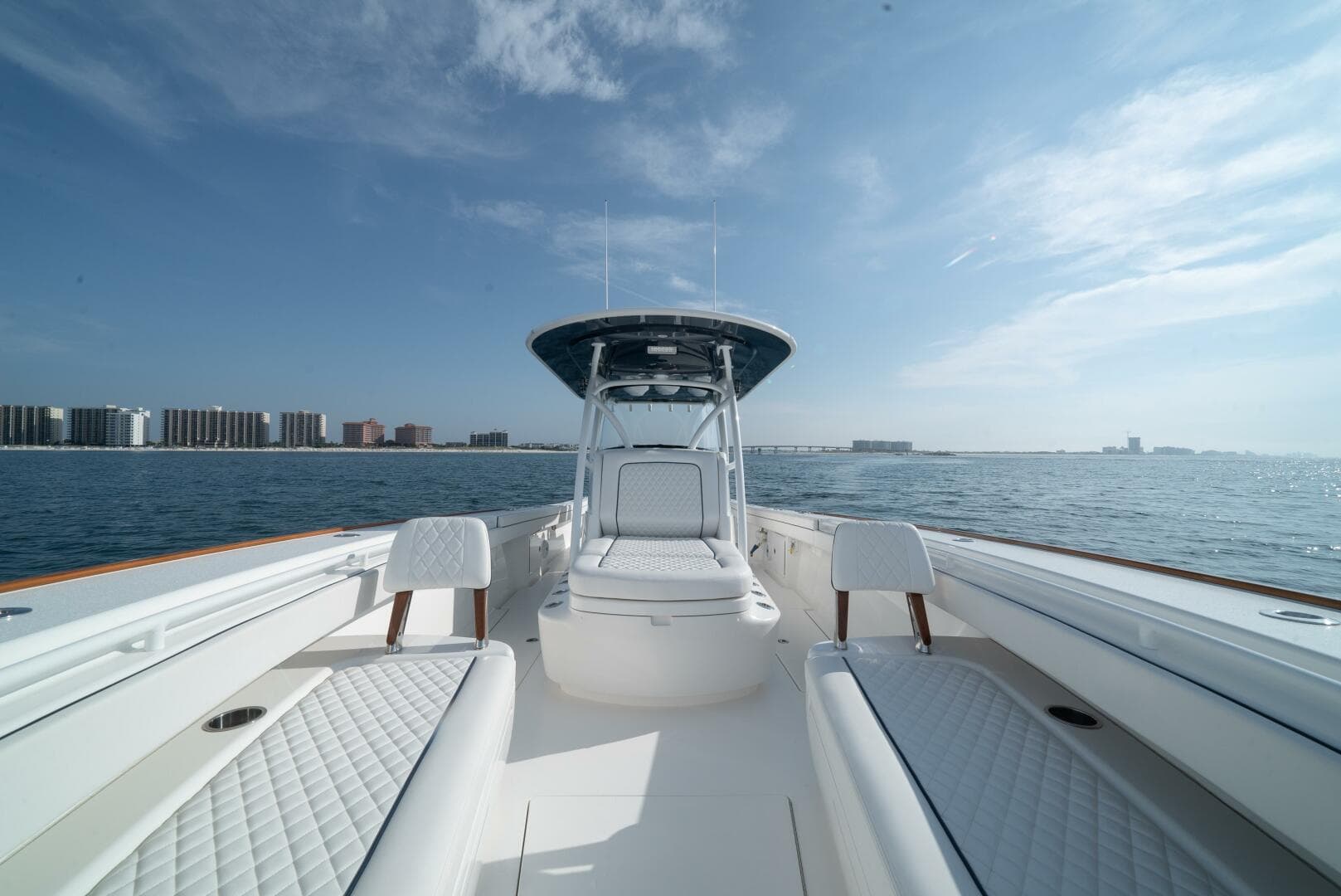 2022 Valhalla Boatworks V-37 — photo 32