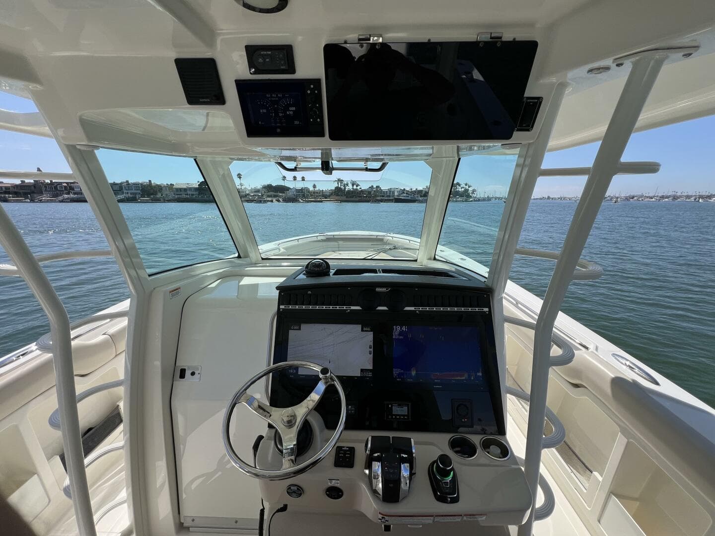 2019 Boston Whaler 38 Outrage — photo 11