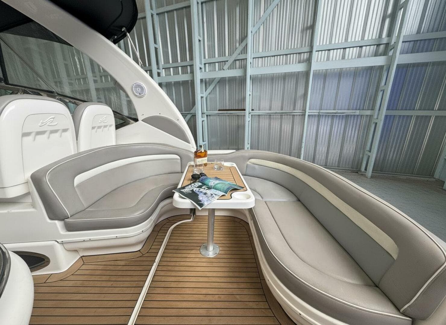 2004 Sea Ray 340 Sundancer — photo 6