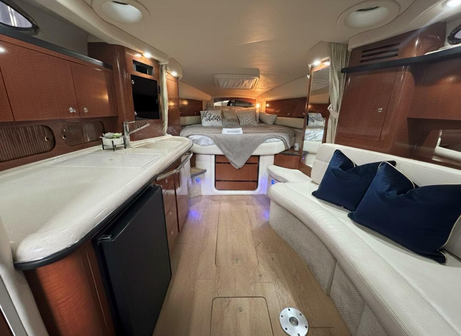 2004 Sea Ray 340 Sundancer — photo 15