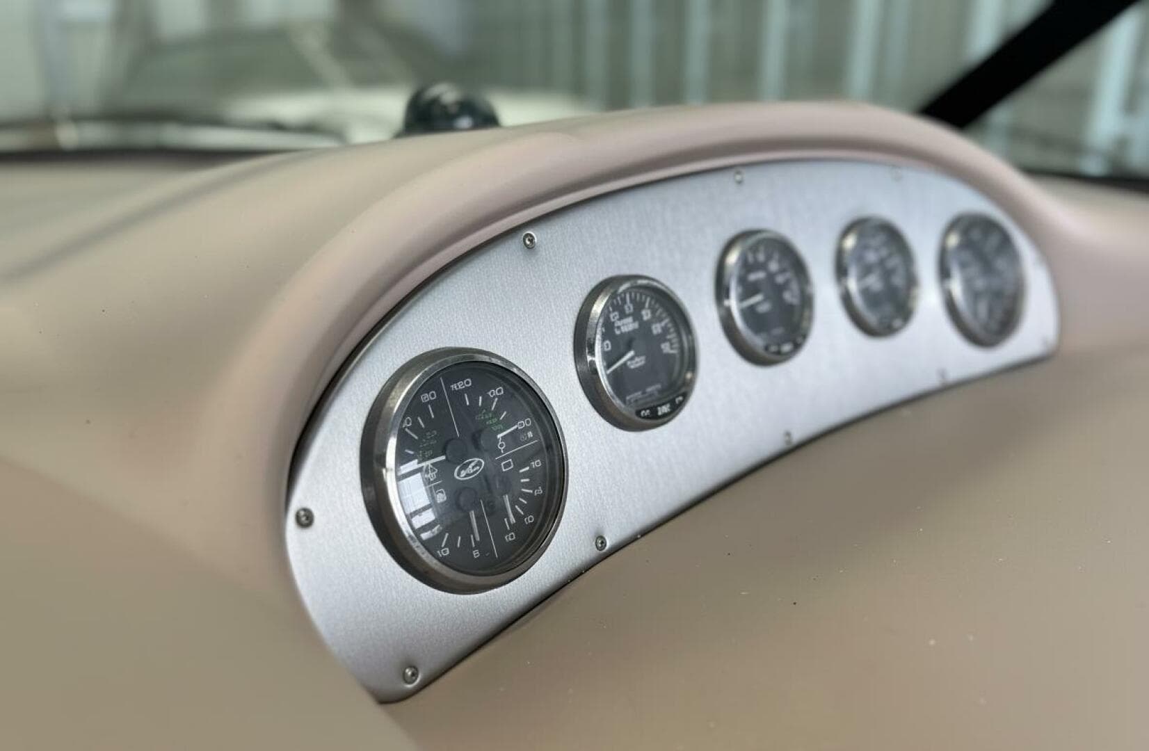 2004 Sea Ray 340 Sundancer — photo 10