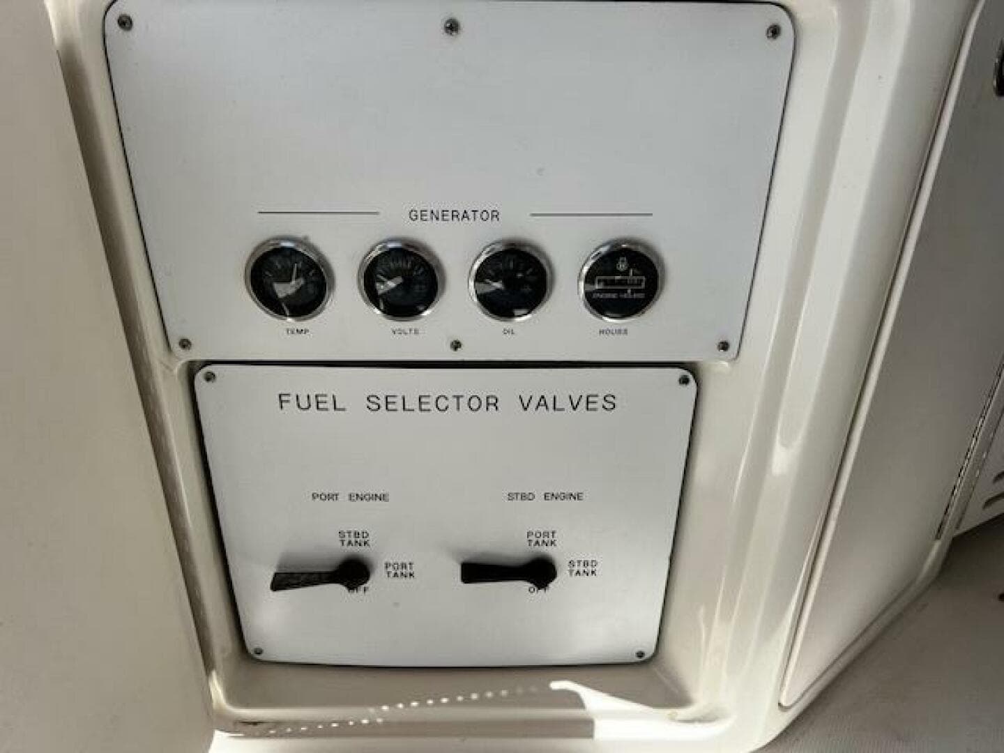 2000 Sea Ray 410 Sundancer — photo 54