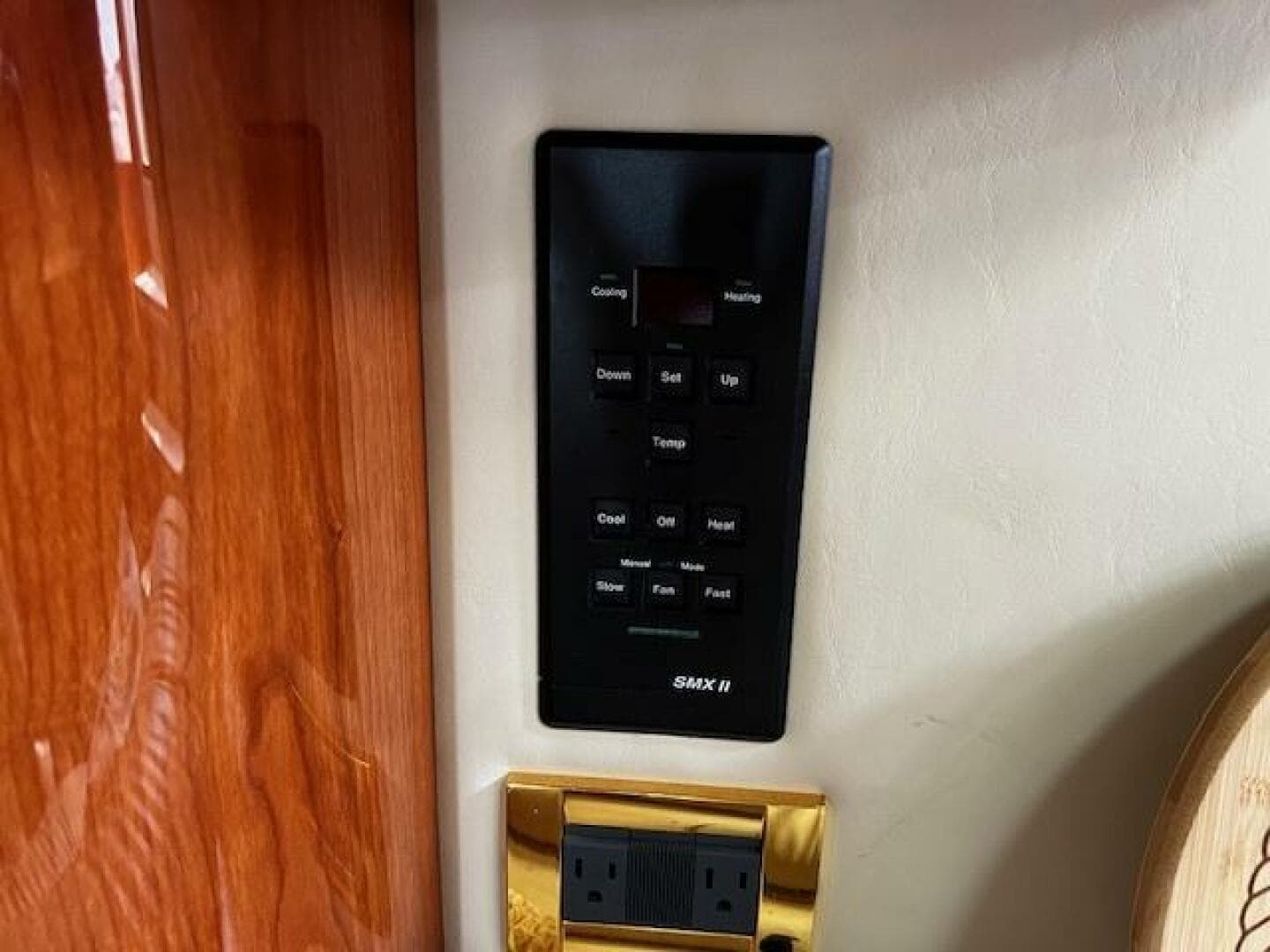 2000 Sea Ray 410 Sundancer — photo 27