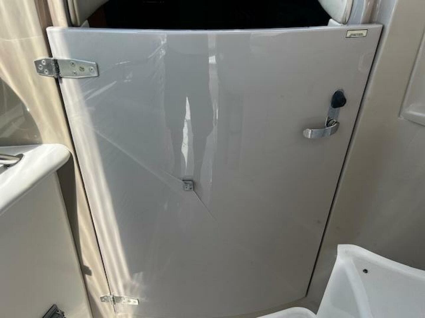 2000 Sea Ray 410 Sundancer — photo 49