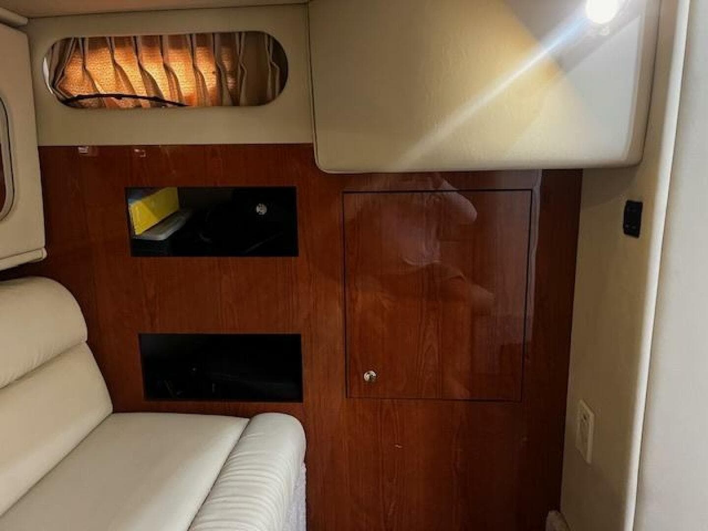 2000 Sea Ray 410 Sundancer — photo 22
