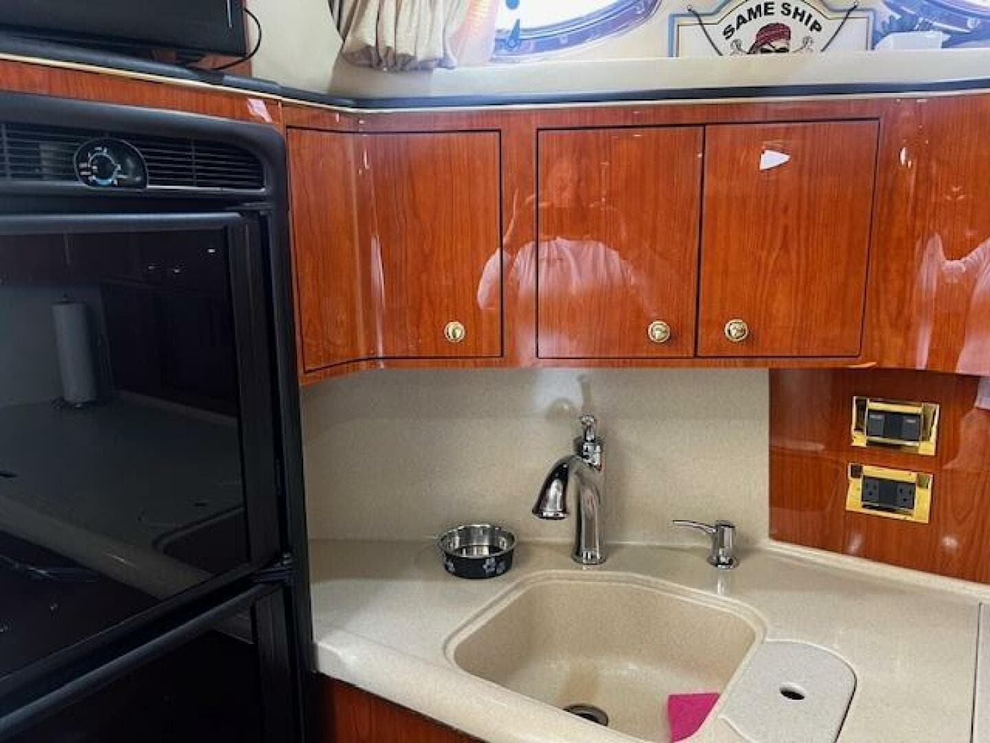 2000 Sea Ray 410 Sundancer — photo 31