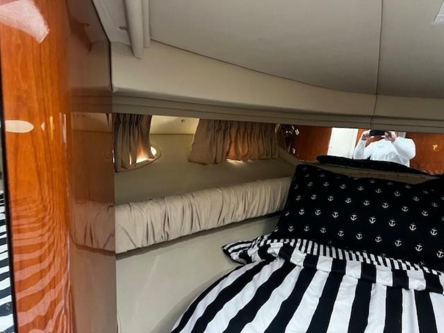 2000 Sea Ray 410 Sundancer — photo 45