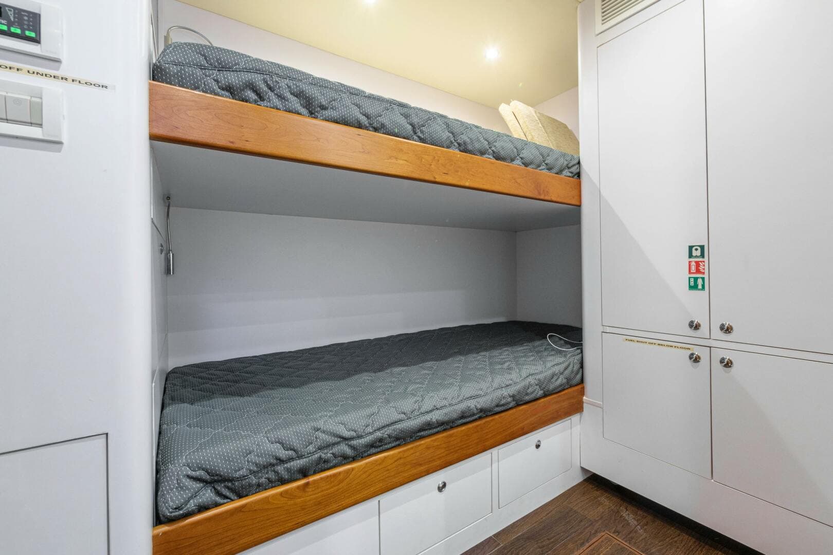 2019 Hunt Yachts — photo 51