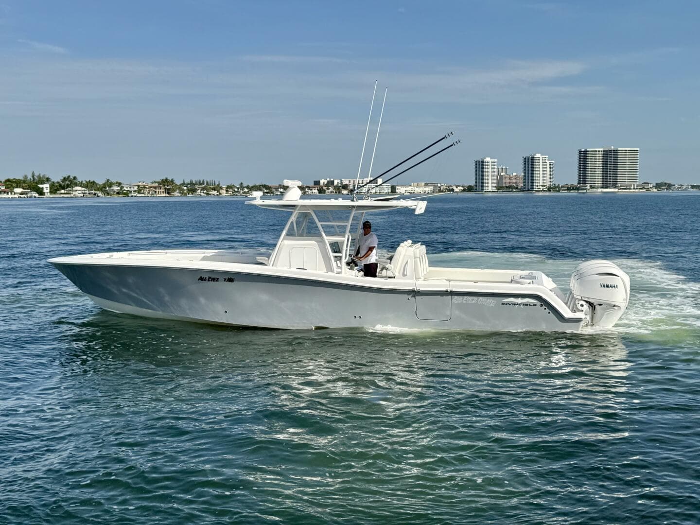 2024 Invincible 39 Open Fisherman — photo 23