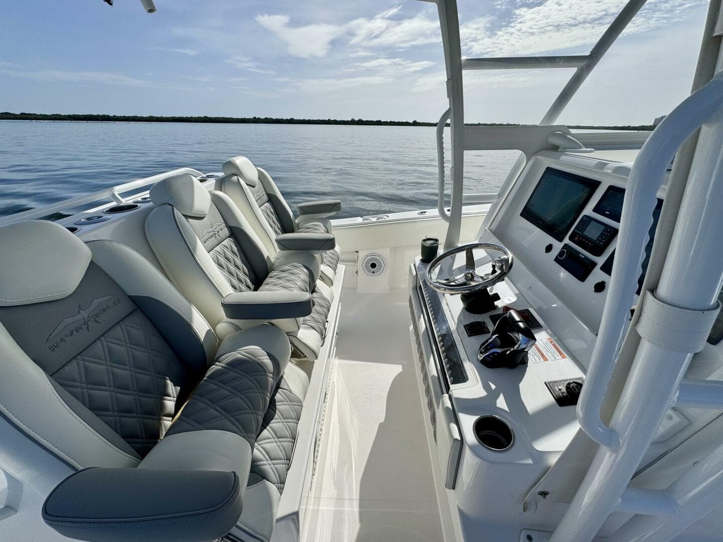 2024 Invincible 39 Open Fisherman — photo 6