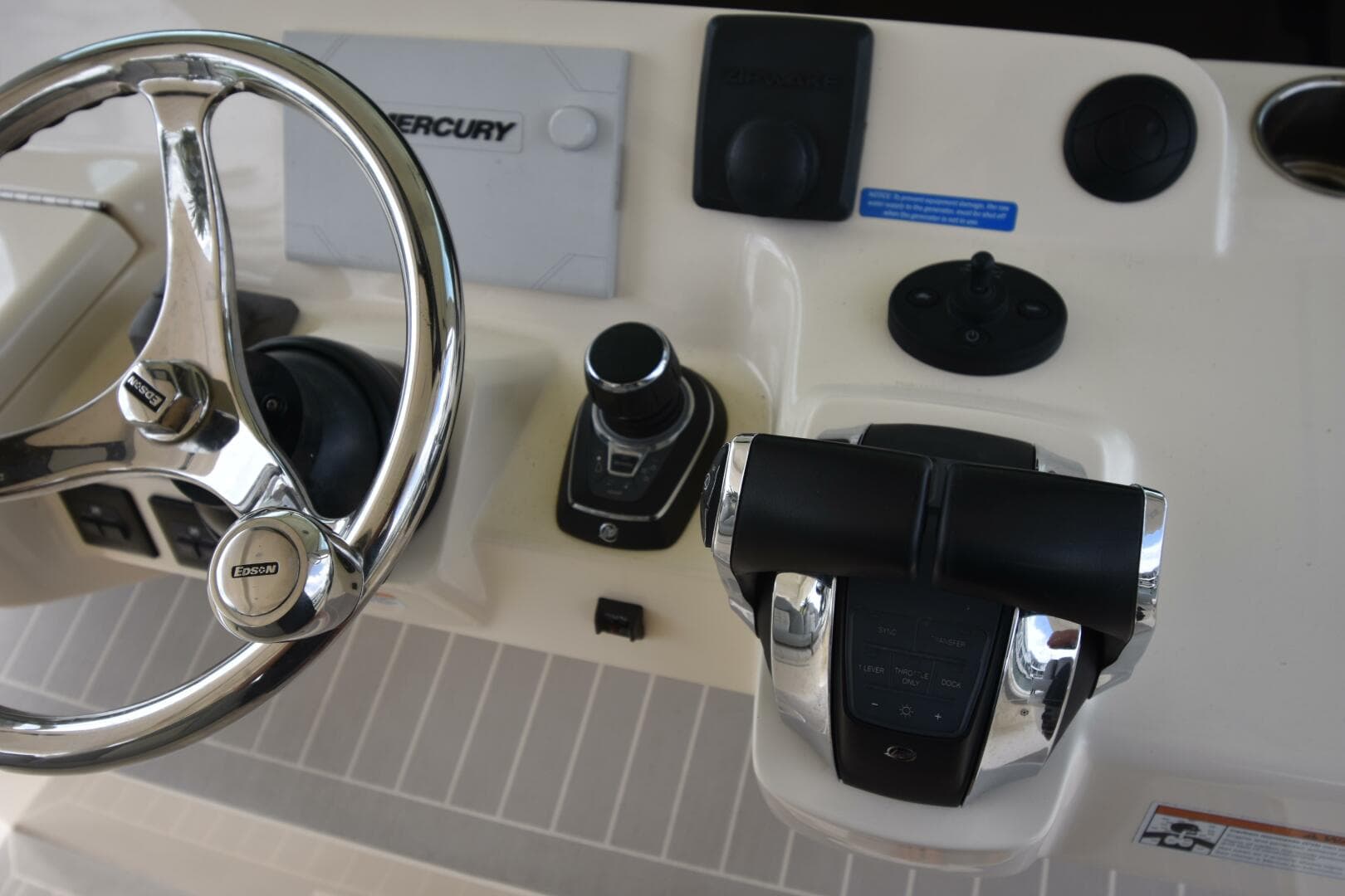 2022 Scout 425 LXF — photo 26