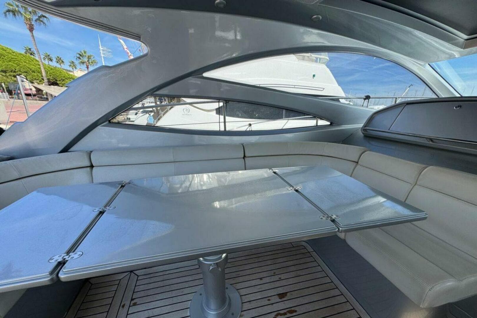 2007 Pershing 50 — photo 9