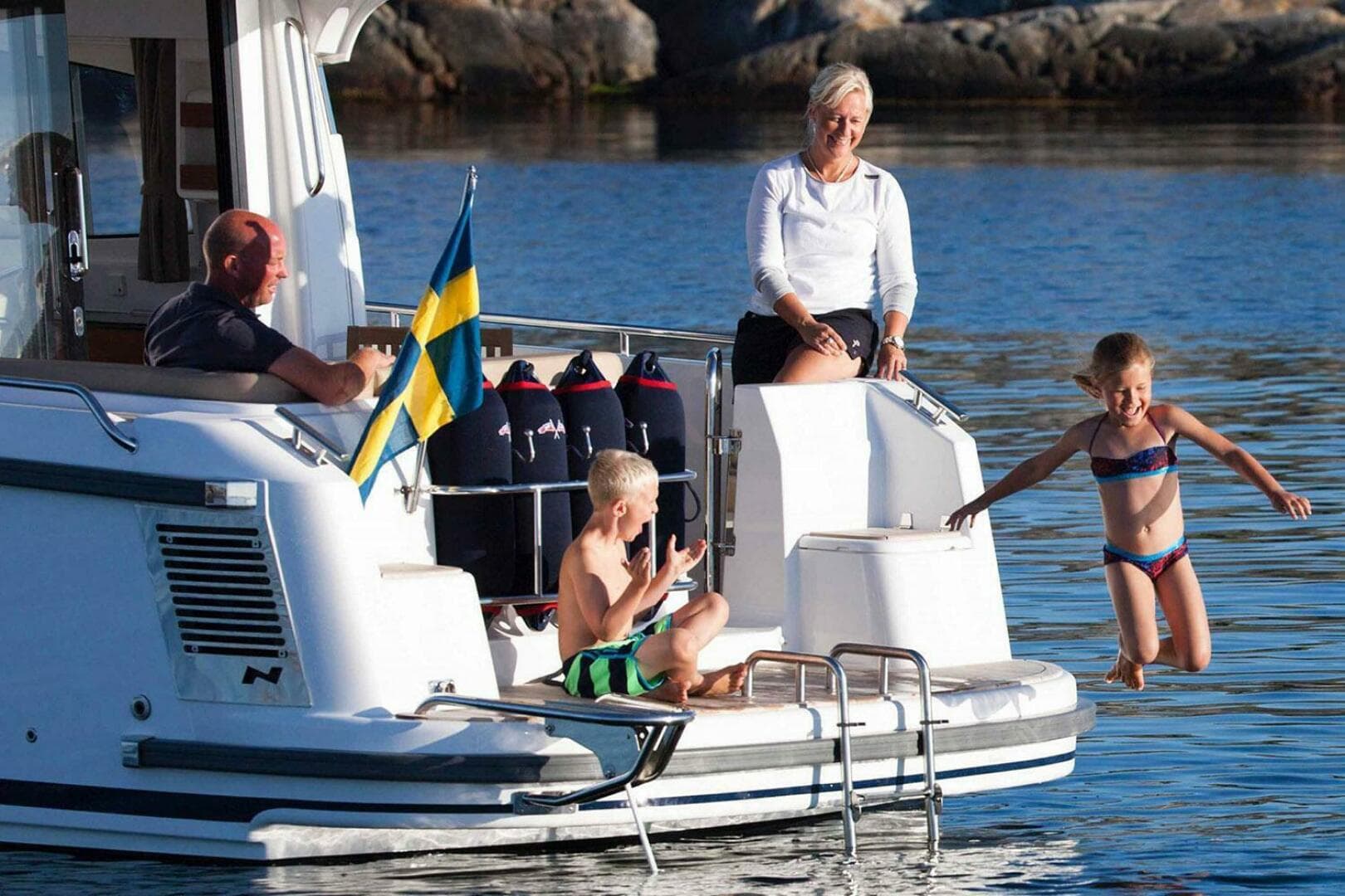 2025 Nimbus 305 Coupe — photo 5