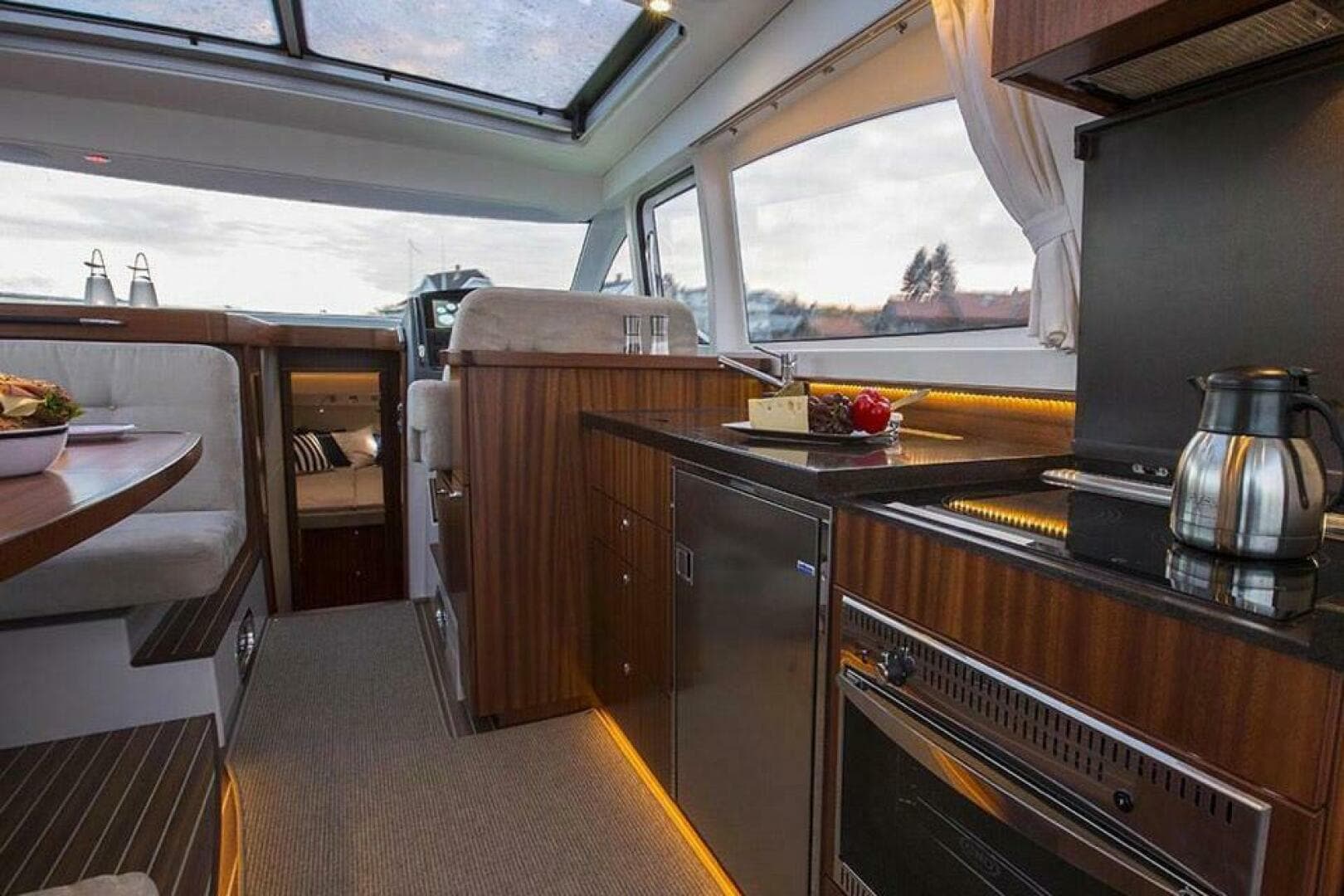 2025 Nimbus 405 Coupé — photo 8