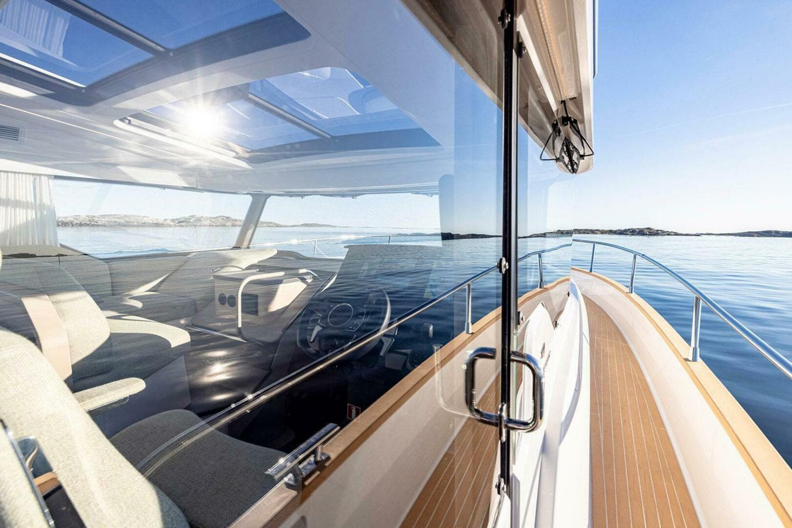 2025 Nimbus 495 Flybridge — photo 11