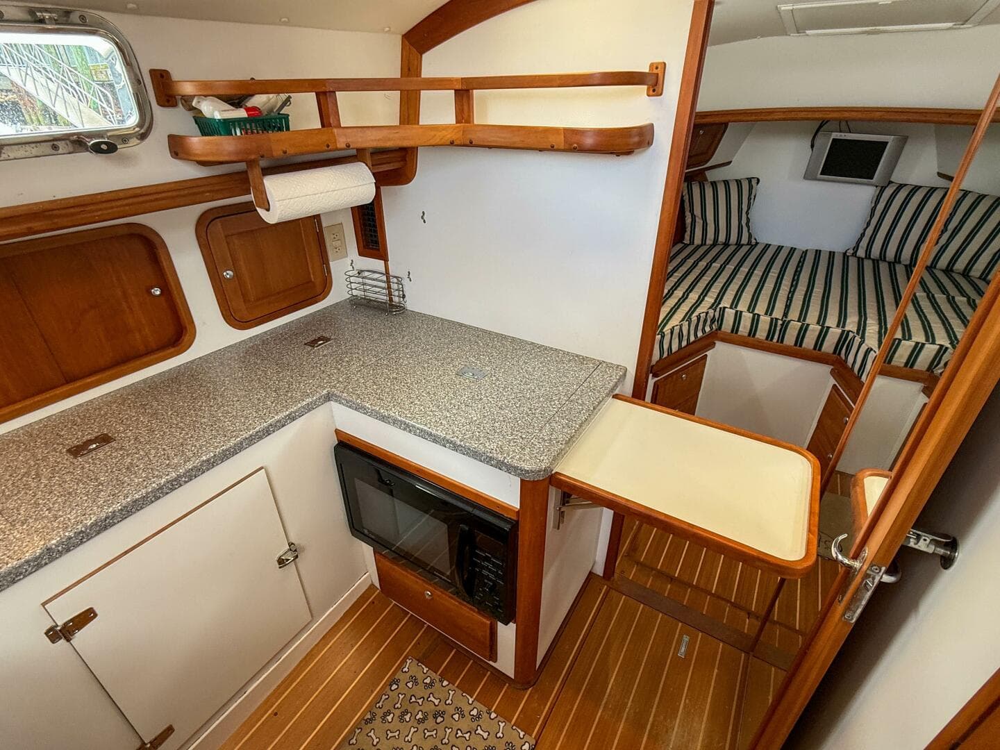 2002 Legacy 34 Express Twin Jet — photo 33