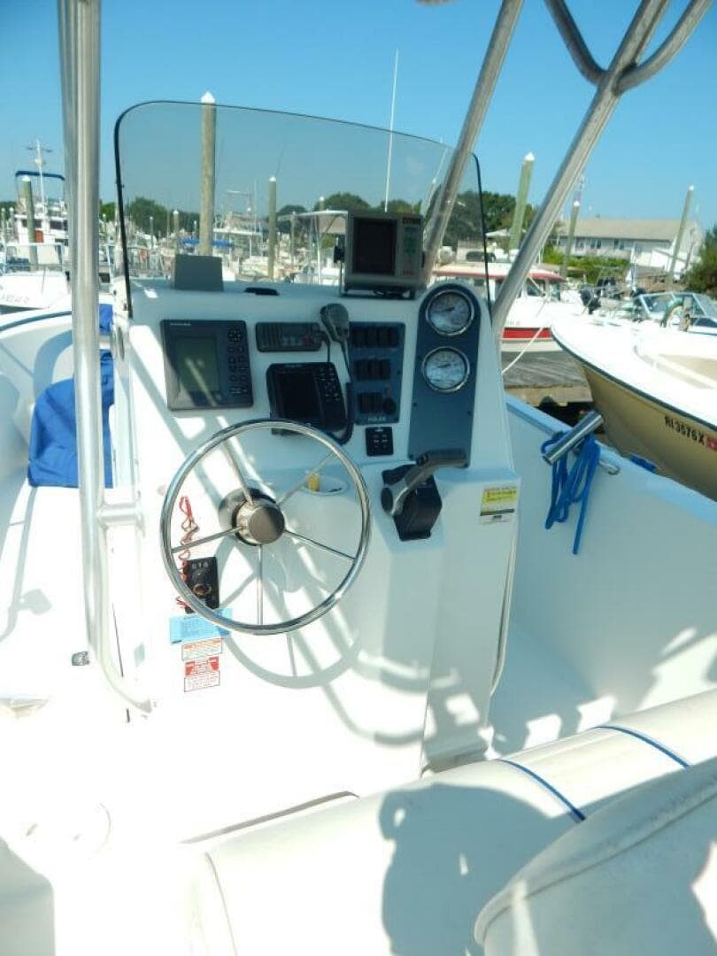 2004 Polar 2300 CC — photo 11