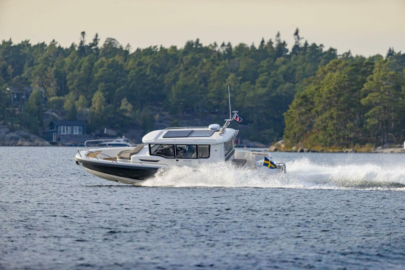 2025 Nimbus Commuter 9 — photo 3