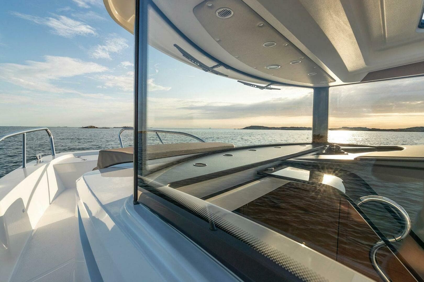 2025 Nimbus Commuter 9 — photo 8