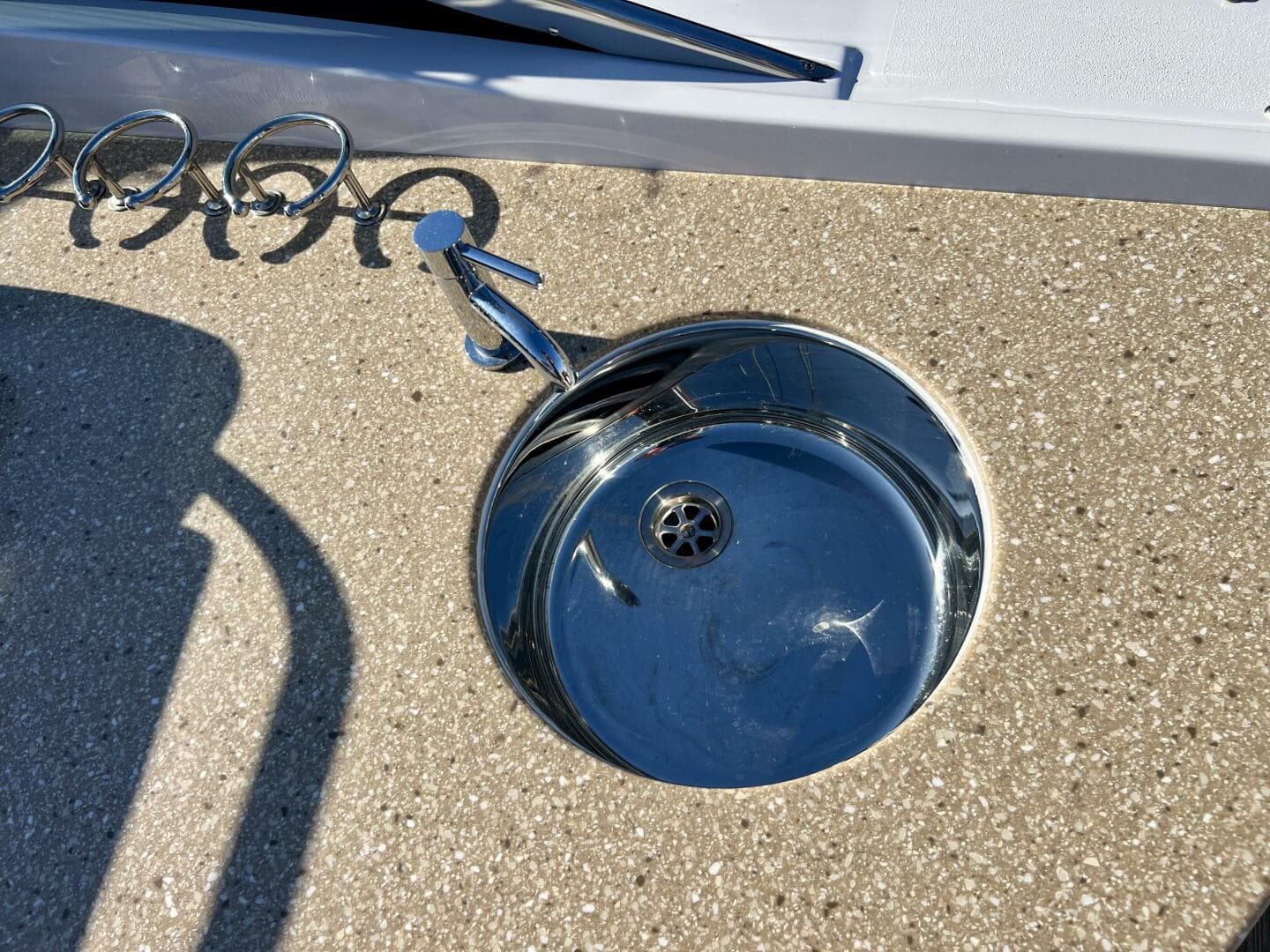 2019 Four Winns H290 — photo 32