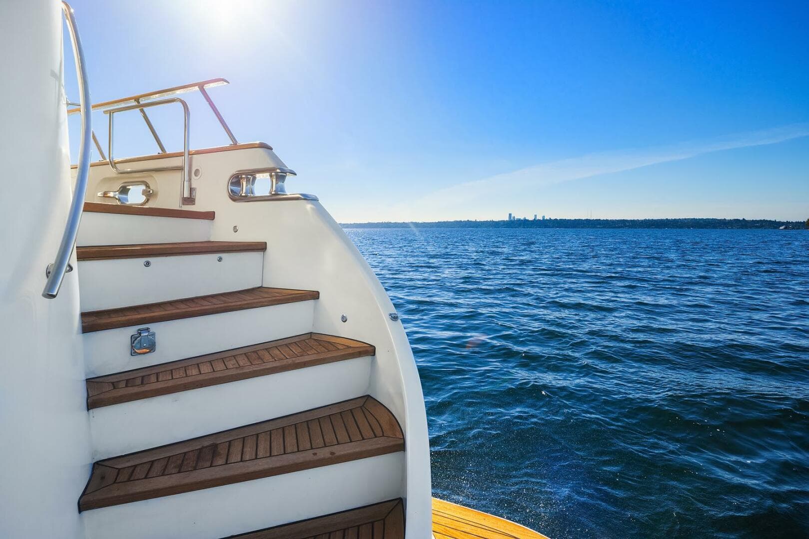 2001 Rayburn Custom Yachts Flush Deck — photo 58