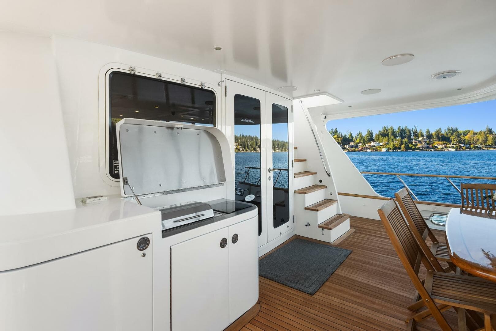 2001 Rayburn Custom Yachts Flush Deck — photo 52