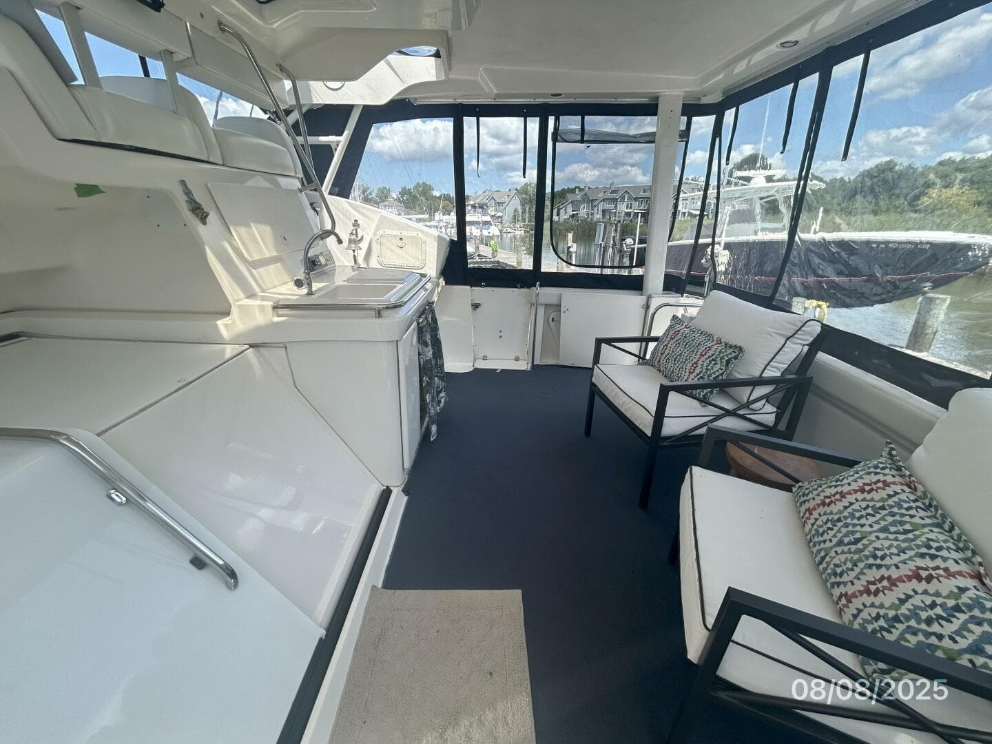 2001 Silverton 392 — photo 24