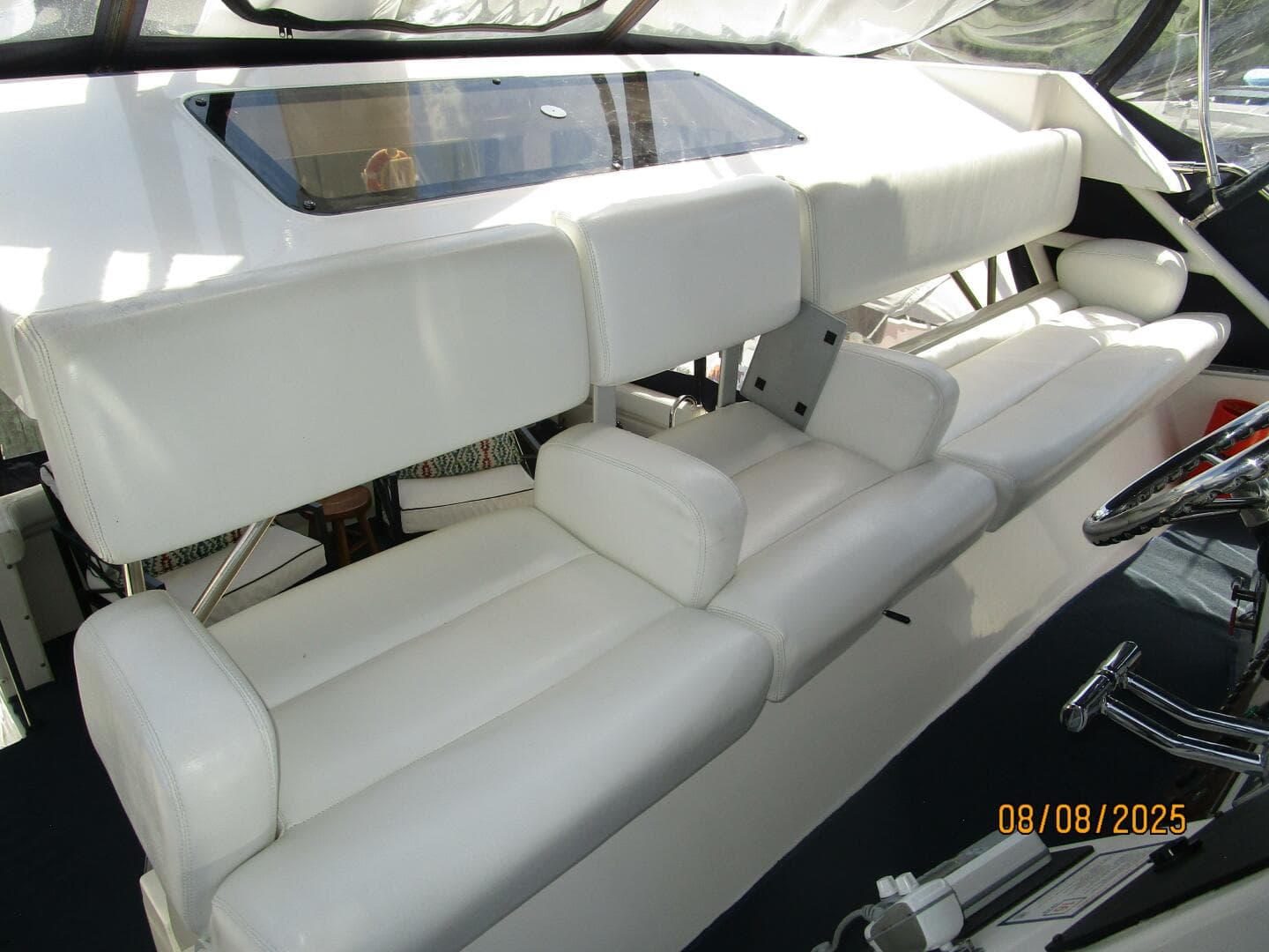 2001 Silverton 392 — photo 20