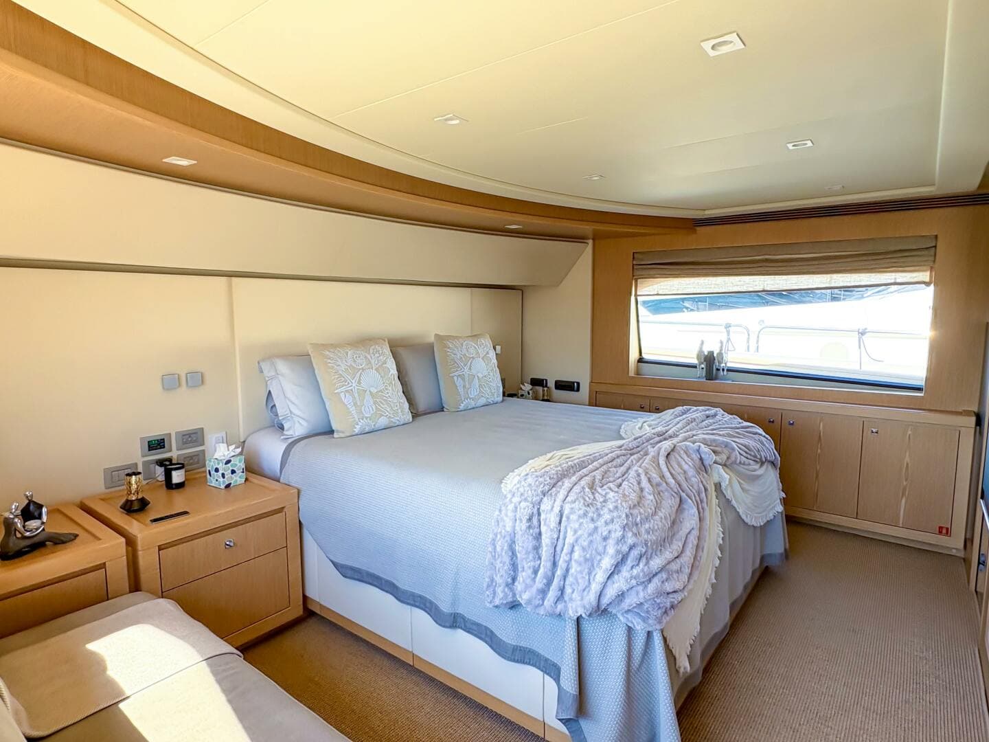 2013 Custom Line Custom — photo 5