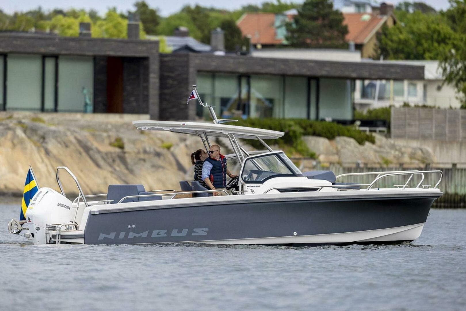 2025 Nimbus Tender 8 — photo 4