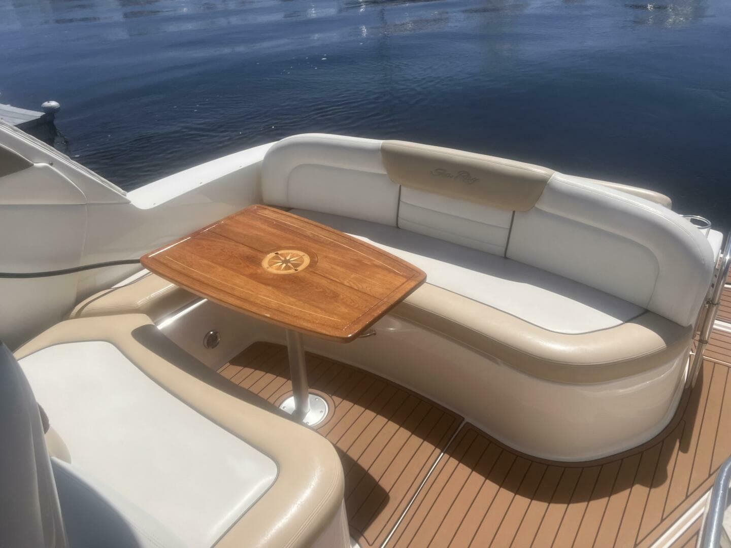 2008 Sea Ray 310 Sundancer — photo 10