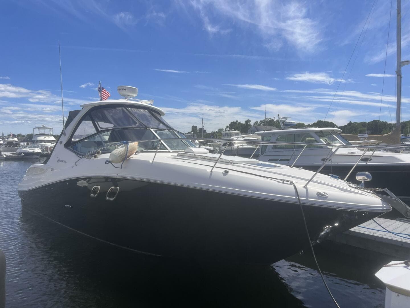 2008 Sea Ray 310 Sundancer — photo 2